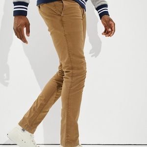 American Eagle Khakis (29 x 30)